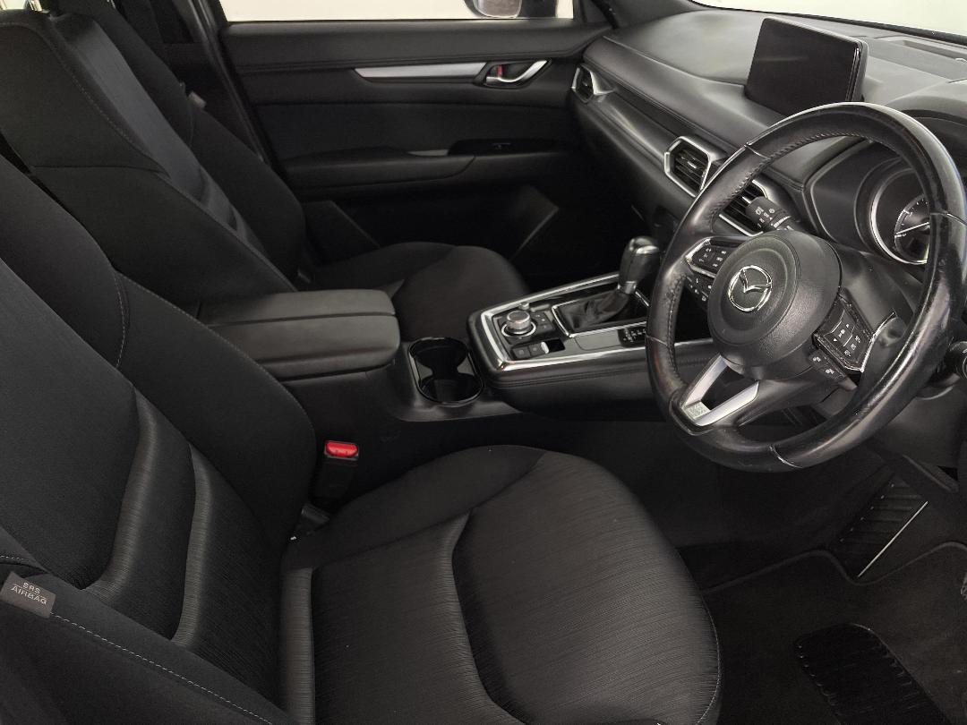 Photo '16' of Mazda CX-8 Photo '16' of Mazda CX-8