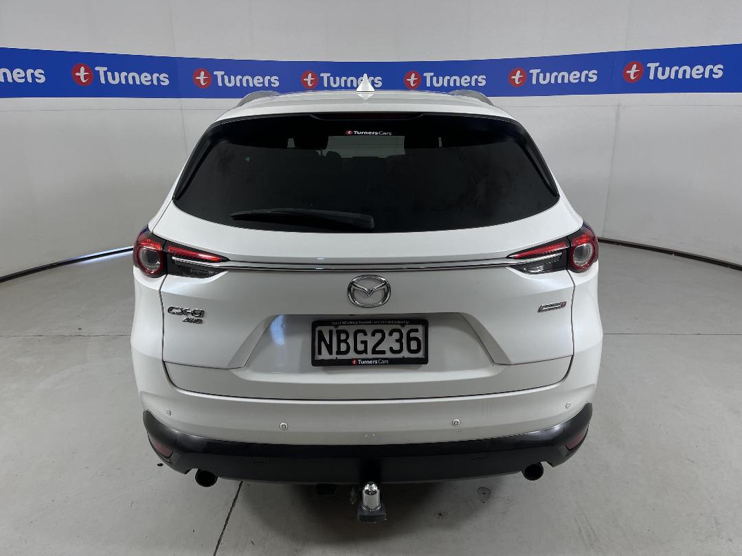 Photo '6' of Mazda CX-8