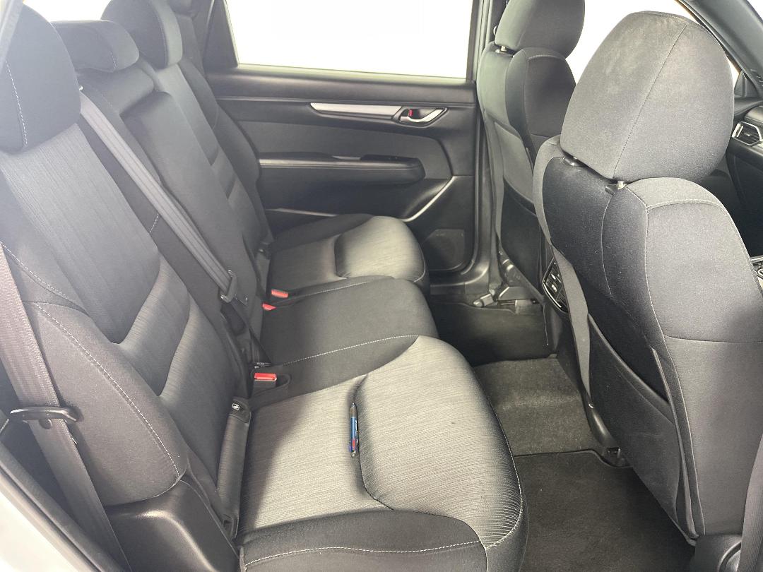 Photo '20' of Mazda CX-8