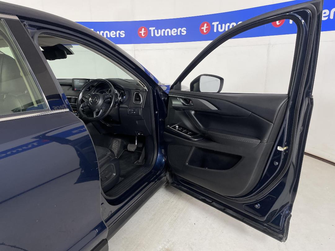 Photo '15' of Mazda CX-9 Photo '15' of Mazda CX-9