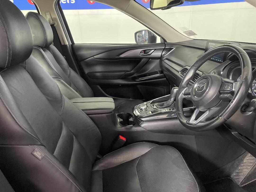 Photo '16' of Mazda CX-9 Photo '16' of Mazda CX-9