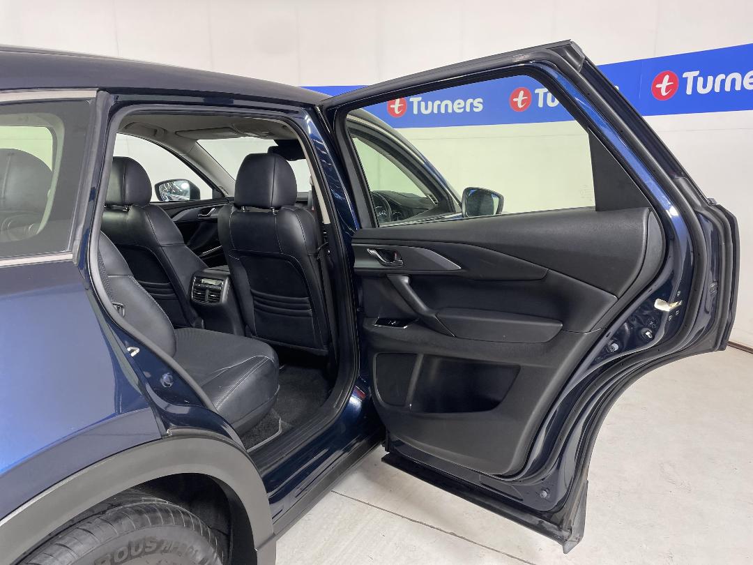 Photo '19' of Mazda CX-9 Photo '19' of Mazda CX-9