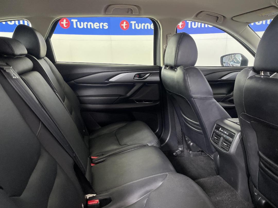 Photo '20' of Mazda CX-9 Photo '20' of Mazda CX-9