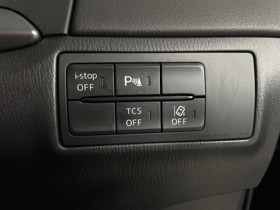 Photo '26' of Mazda CX-9 Photo '26' of Mazda CX-9