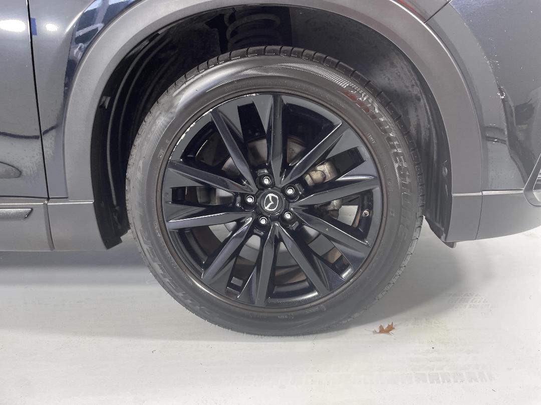 Photo '9' of Mazda CX-9 Photo '9' of Mazda CX-9