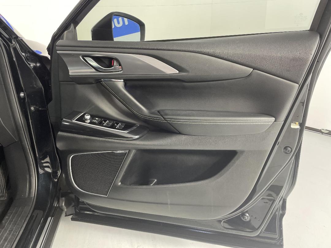 Photo '15' of Mazda CX-9 Photo '15' of Mazda CX-9