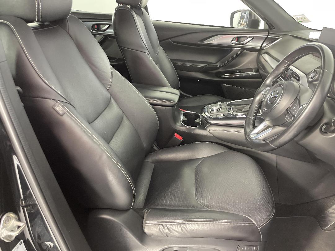 Photo '16' of Mazda CX-9 Photo '16' of Mazda CX-9