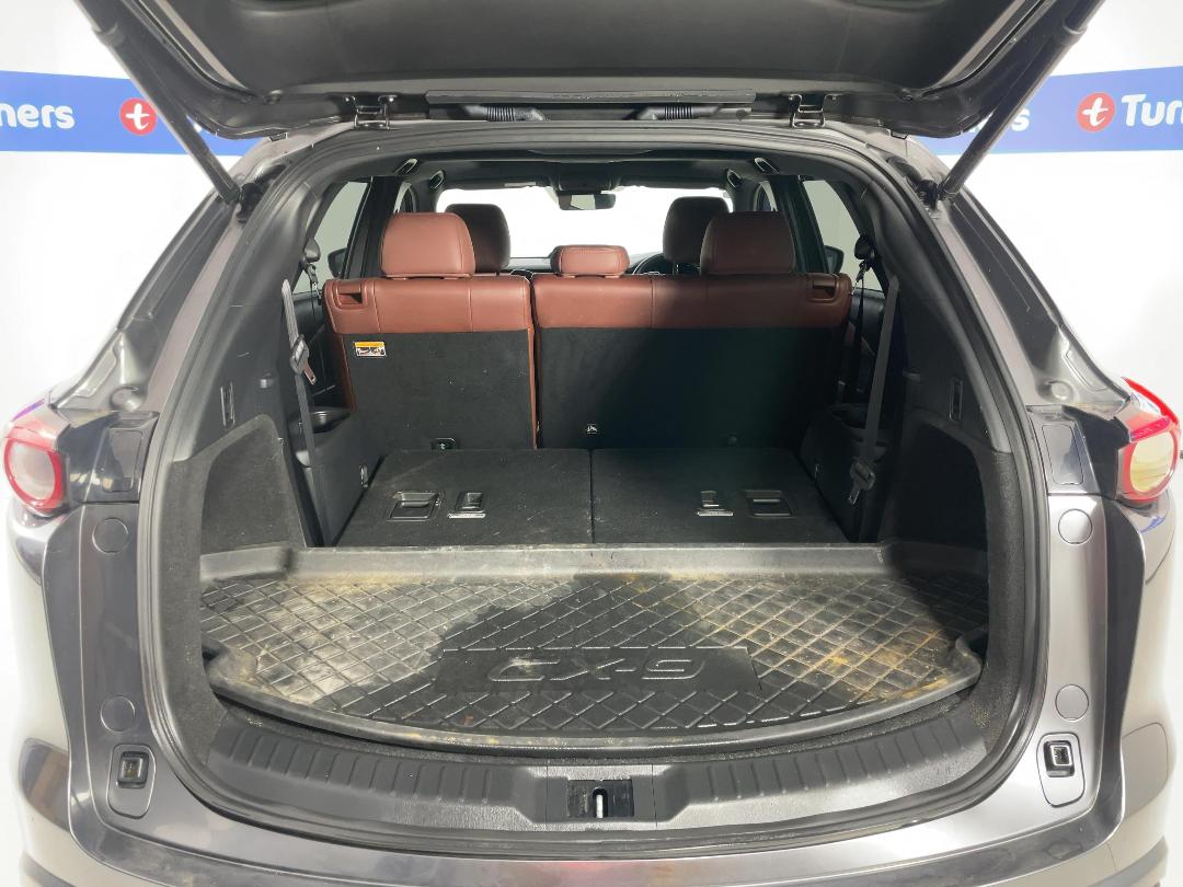 Photo '14' of Mazda CX-9