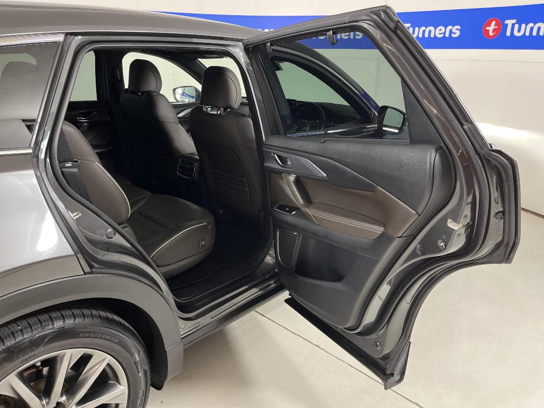 Photo '19' of Mazda CX-9 Photo '19' of Mazda CX-9