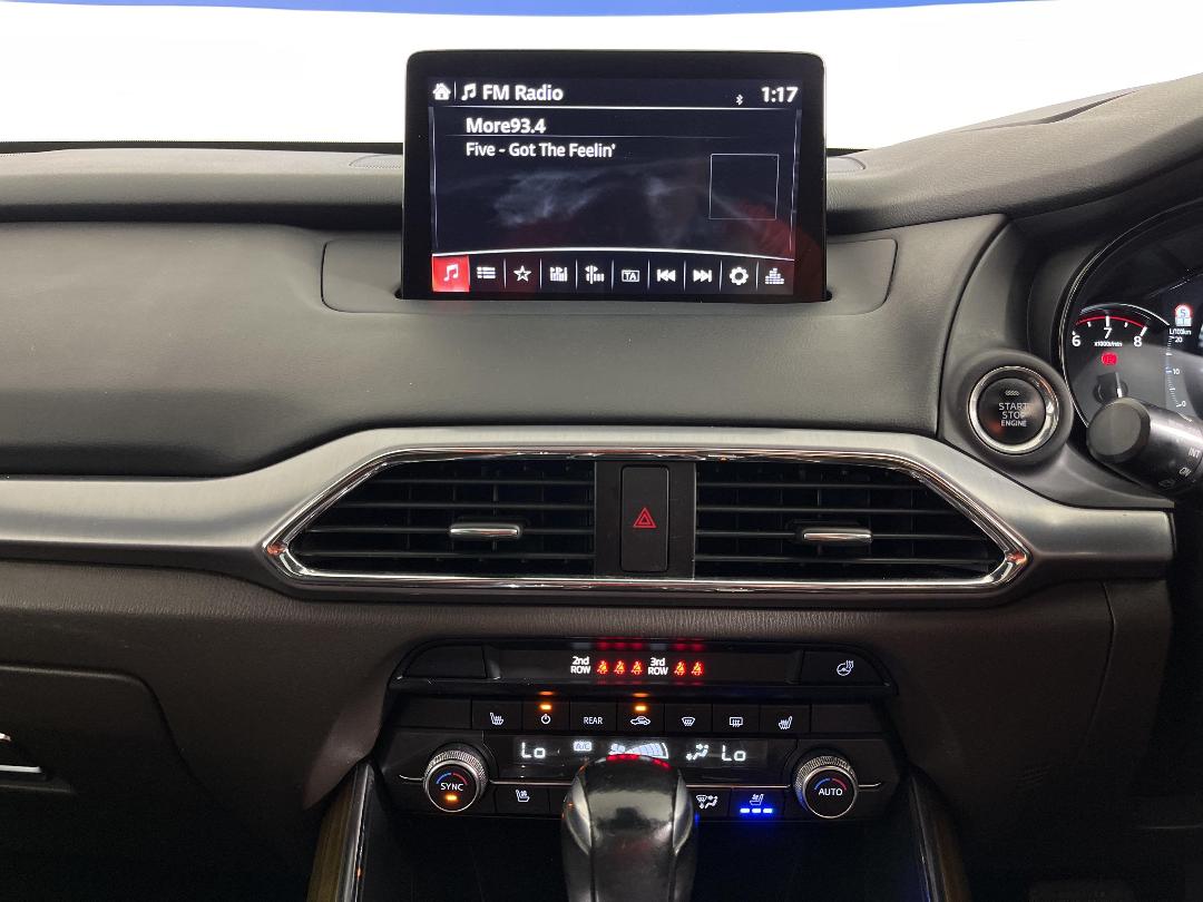 Photo '18' of Mazda CX-9 Photo '18' of Mazda CX-9