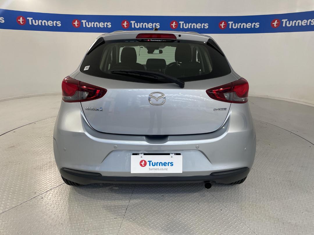 Photo '6' of Mazda Mazda2 Photo '6' of Mazda Mazda2