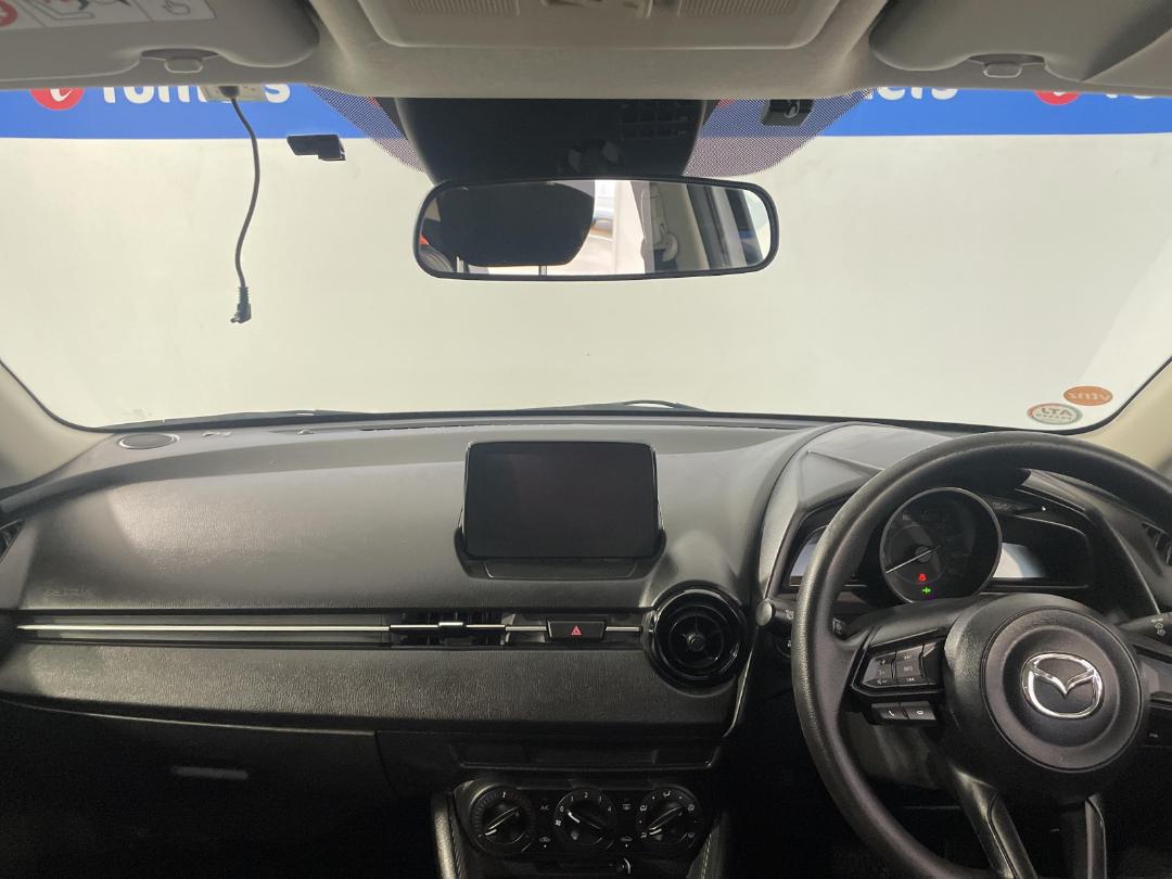 Photo '17' of Mazda Mazda2 Photo '17' of Mazda Mazda2