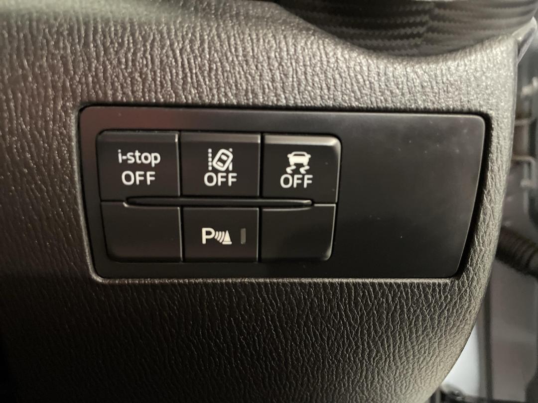 Photo '24' of Mazda Mazda2 Photo '24' of Mazda Mazda2