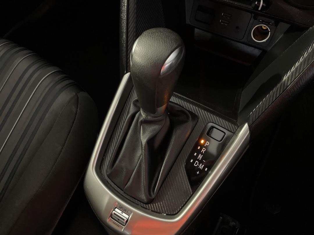 Photo '30' of Mazda Mazda2 Photo '30' of Mazda Mazda2