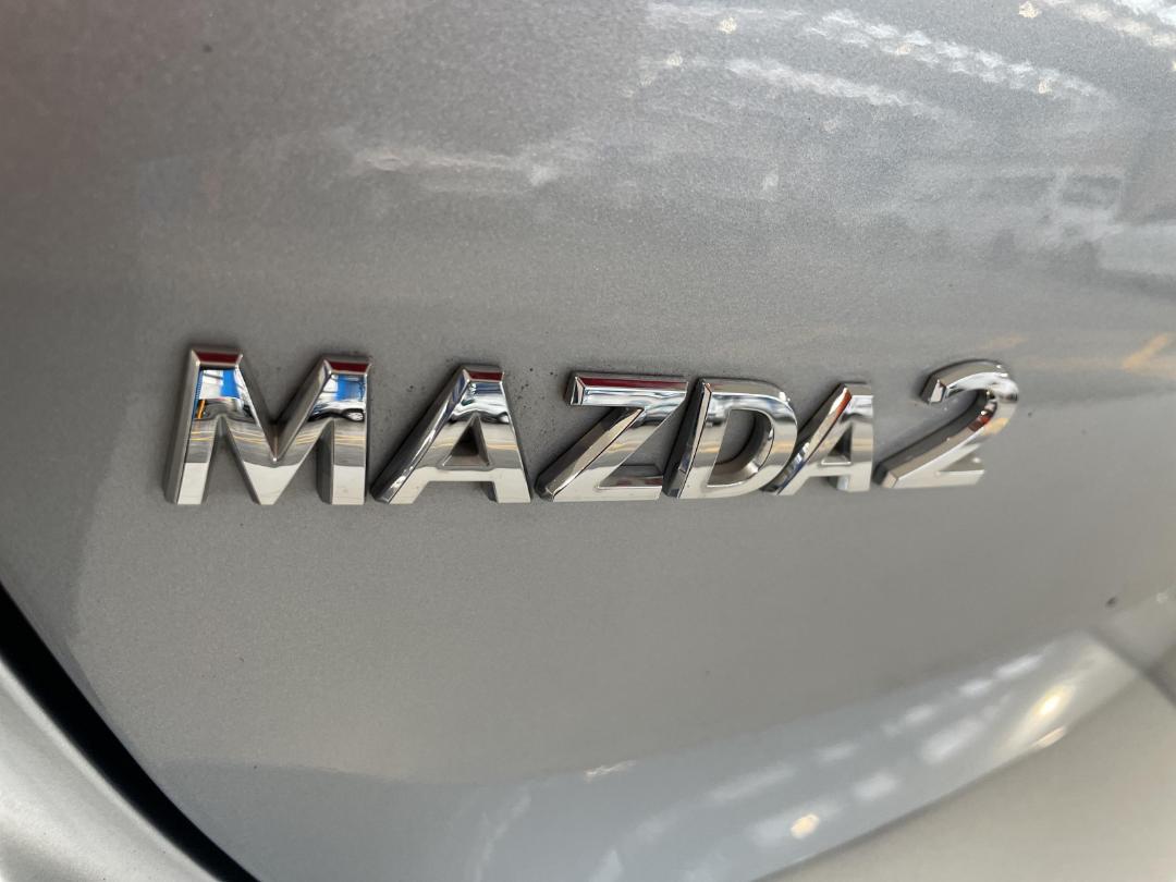 Photo '33' of Mazda Mazda2 Photo '33' of Mazda Mazda2