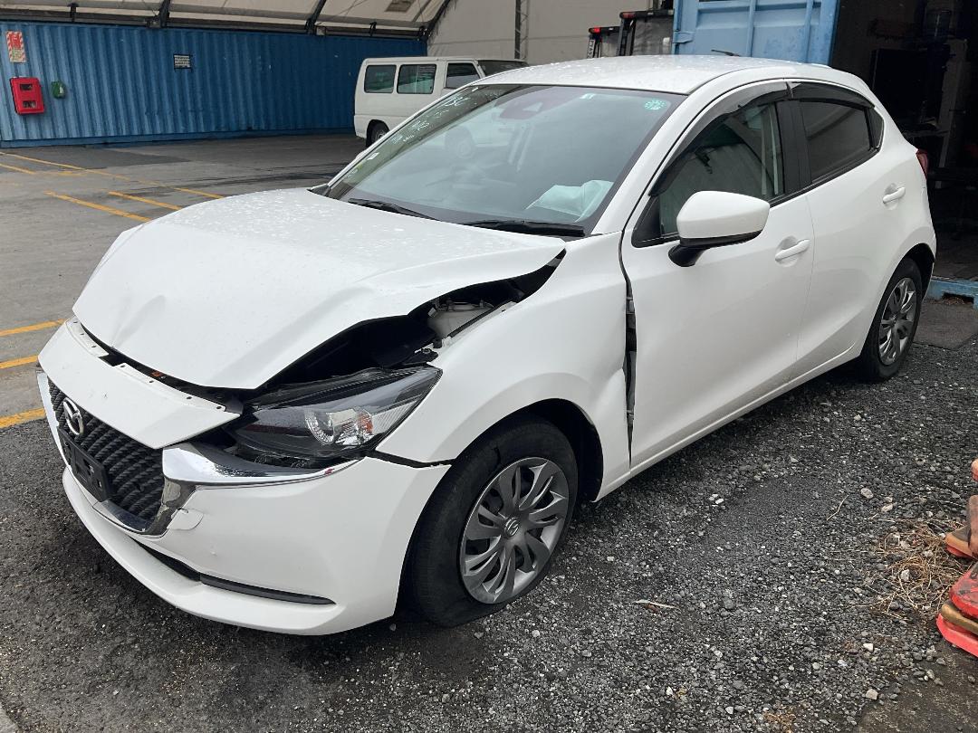 Photo '2' of Mazda Mazda2