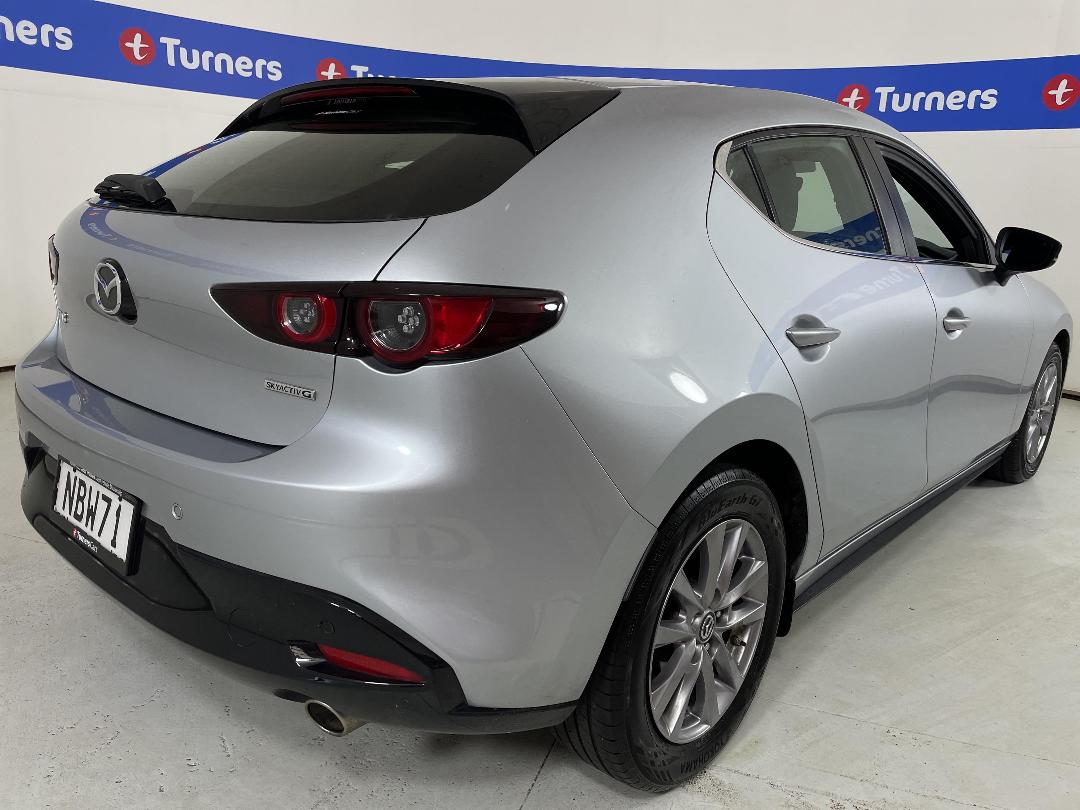 Photo '7' of Mazda Mazda3 Photo '7' of Mazda Mazda3