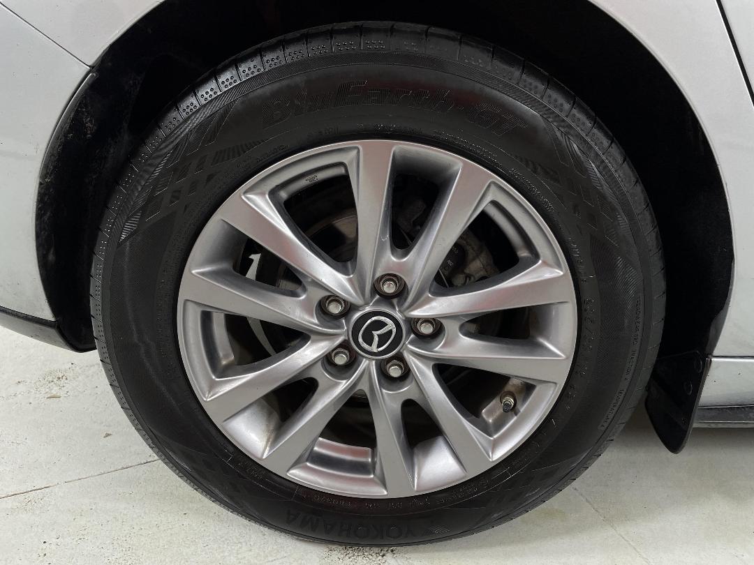 Photo '12' of Mazda Mazda3 Photo '12' of Mazda Mazda3