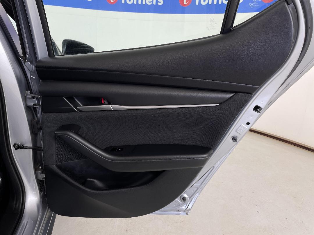 Photo '19' of Mazda Mazda3 Photo '19' of Mazda Mazda3