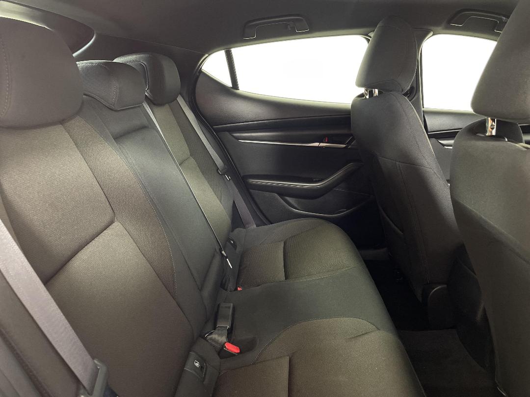 Photo '20' of Mazda Mazda3 Photo '20' of Mazda Mazda3