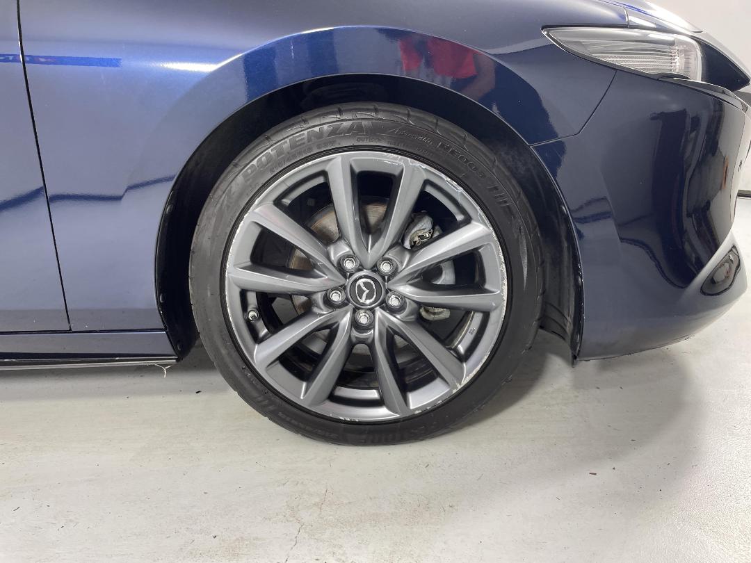 Photo '9' of Mazda Mazda3 Photo '9' of Mazda Mazda3