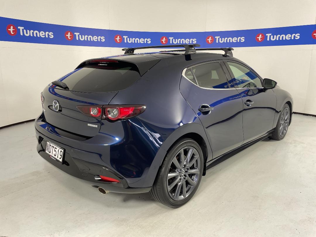 Photo '7' of Mazda Mazda3 Photo '7' of Mazda Mazda3