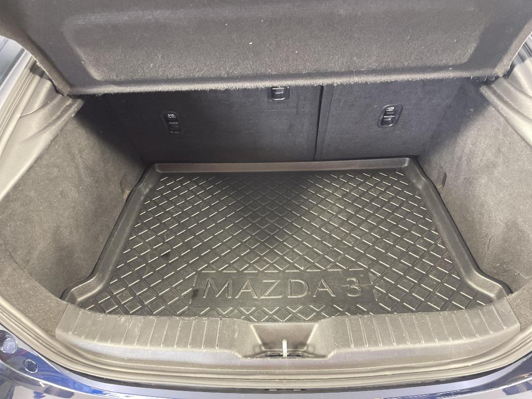 Photo '14' of Mazda Mazda3 Photo '14' of Mazda Mazda3