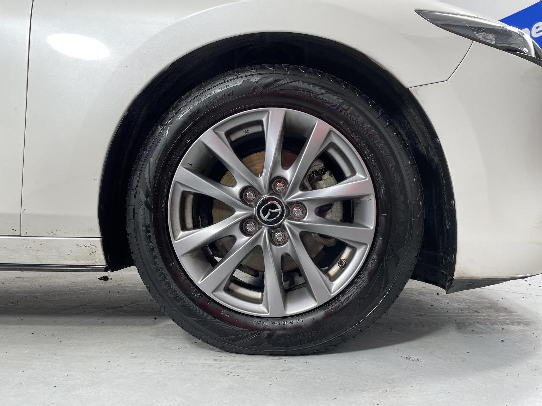 Photo '9' of Mazda Mazda3