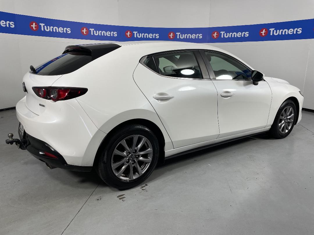 Photo '7' of Mazda Mazda3