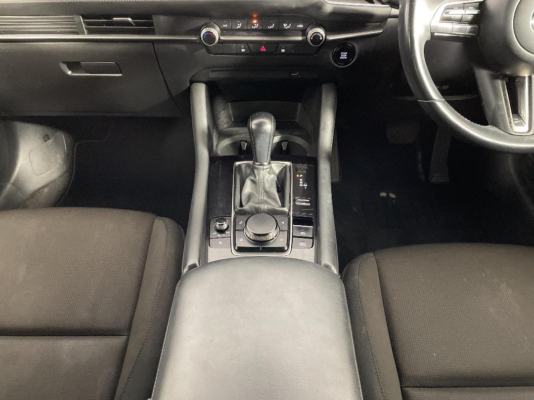 Photo '18' of Mazda Mazda3