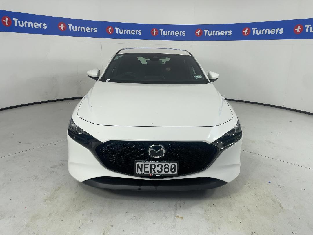 Photo '2' of Mazda Mazda3