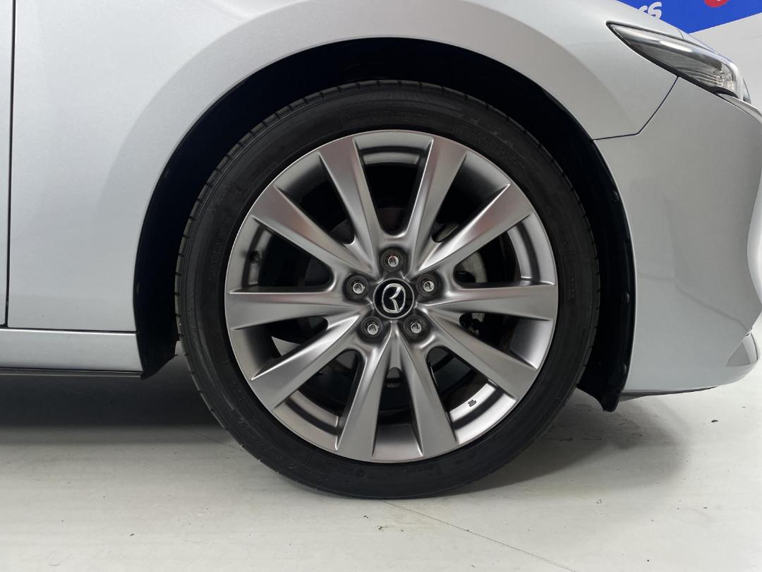 Photo '9' of Mazda Mazda3 Photo '9' of Mazda Mazda3