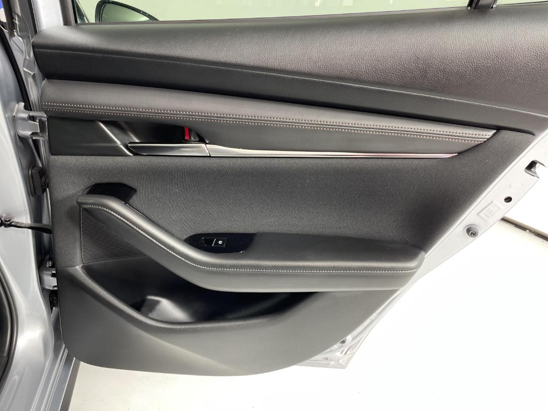 Photo '19' of Mazda Mazda3 Photo '19' of Mazda Mazda3