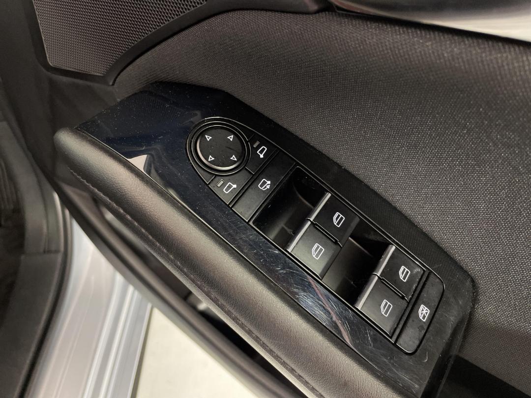 Photo '23' of Mazda Mazda3 Photo '23' of Mazda Mazda3