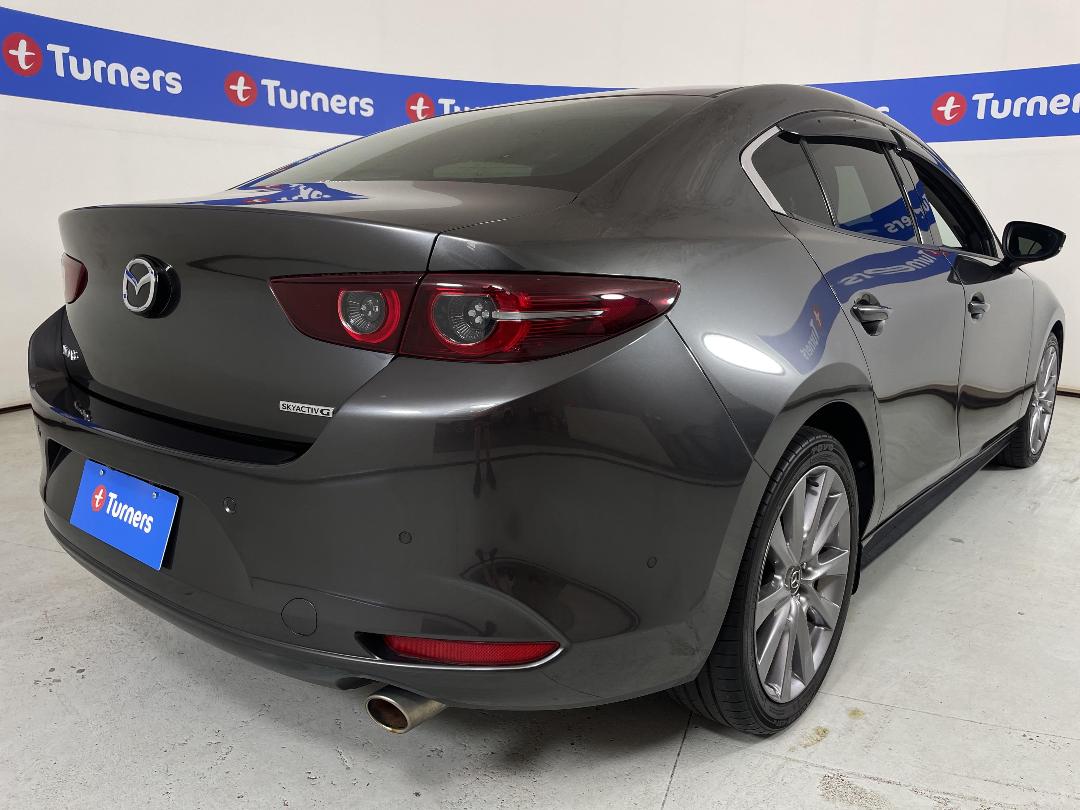 Photo '7' of Mazda Mazda3