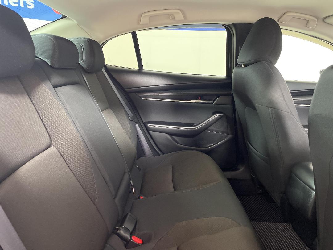 Photo '20' of Mazda Mazda3