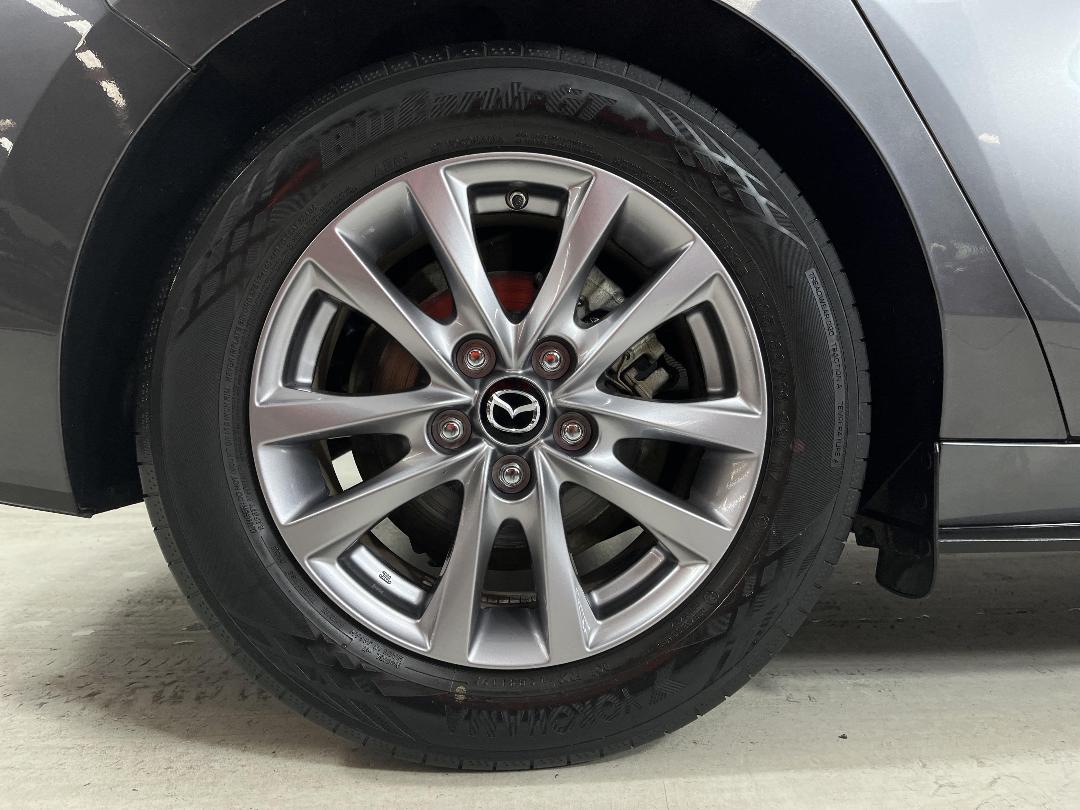 Photo '12' of Mazda Mazda3