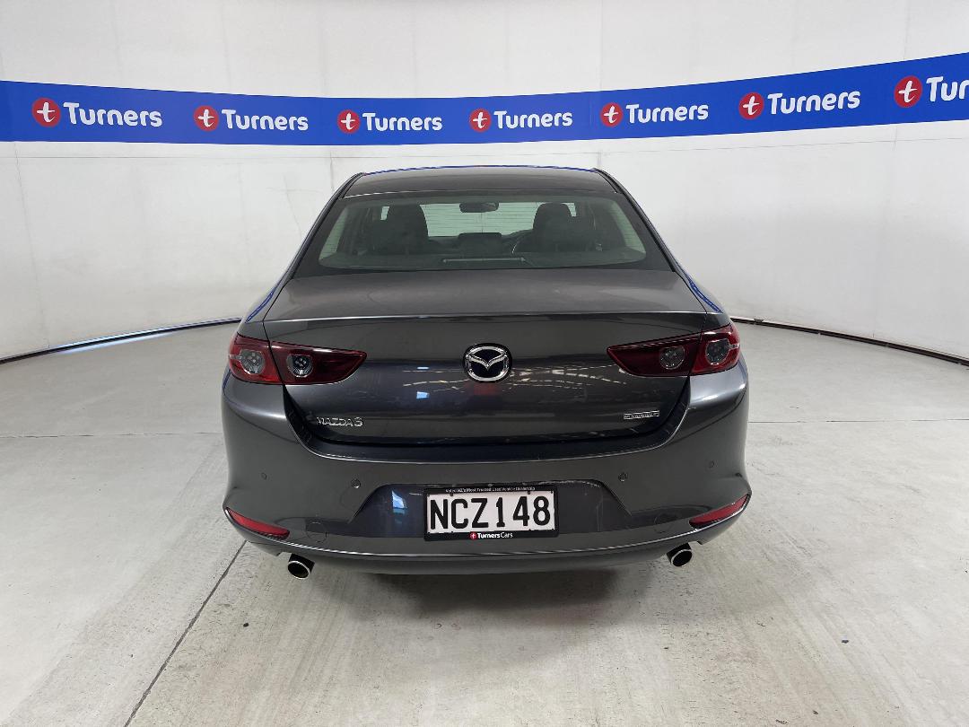 Photo '6' of Mazda Mazda3