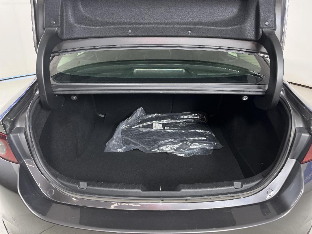 Photo '14' of Mazda Mazda3