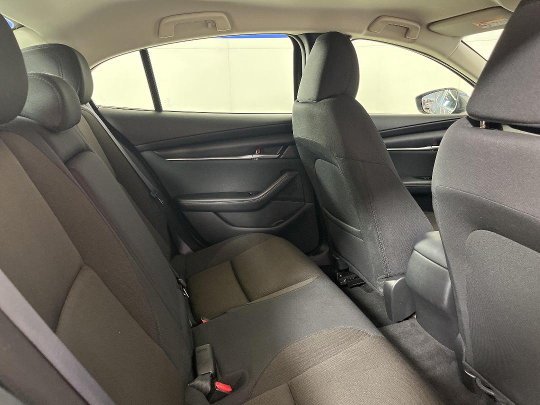 Photo '20' of Mazda Mazda3