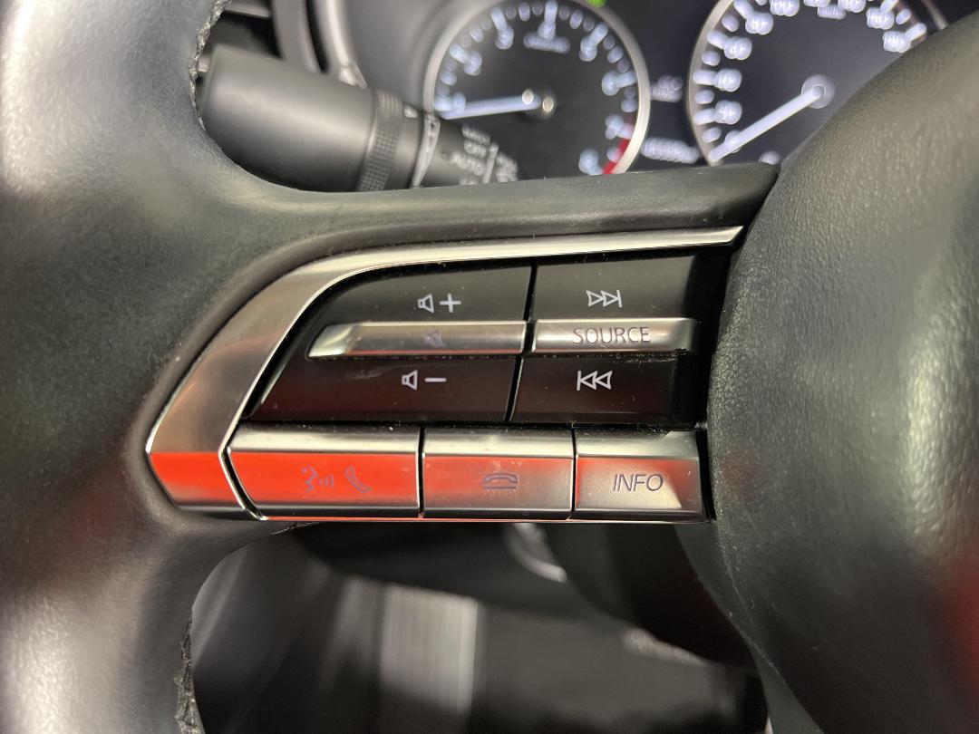 Photo '25' of Mazda Mazda3