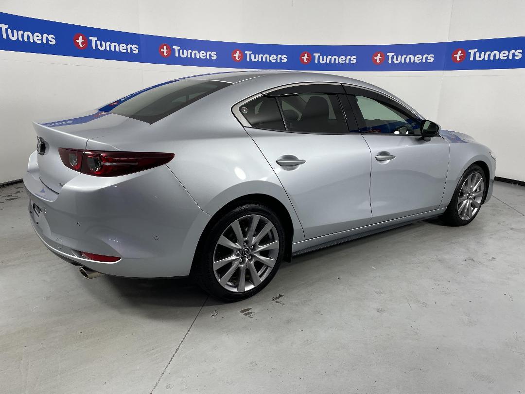 Photo '7' of Mazda Mazda3