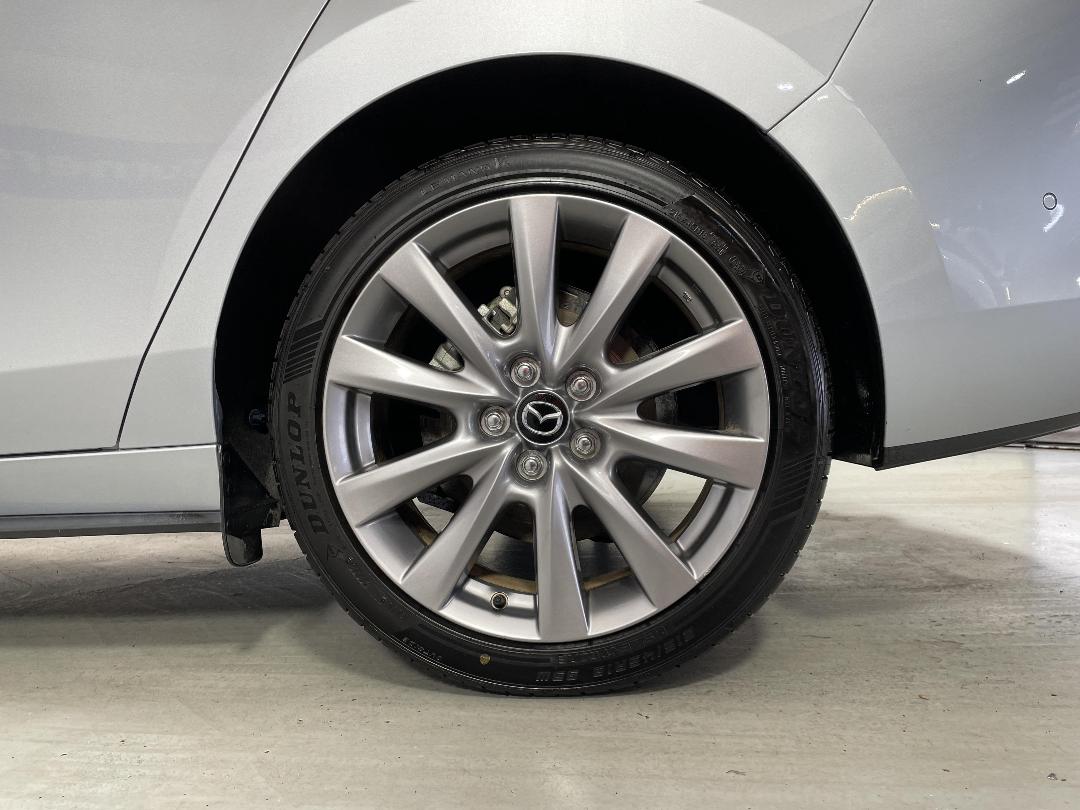 Photo '11' of Mazda Mazda3