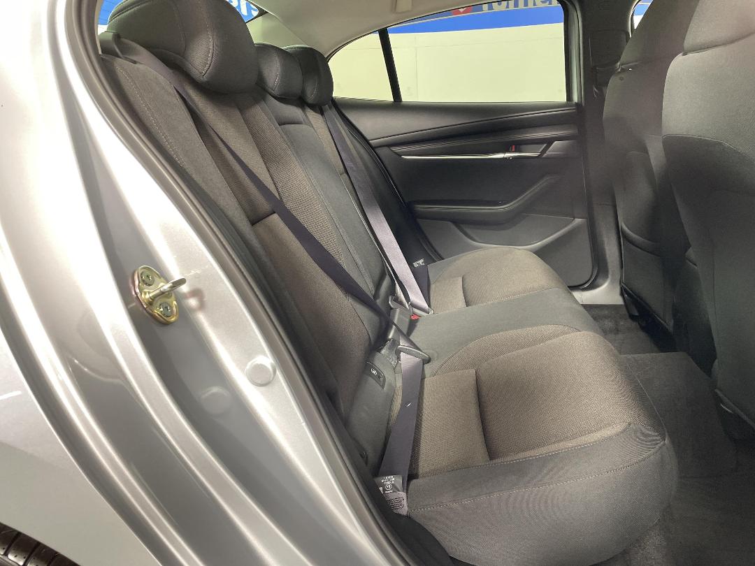 Photo '20' of Mazda Mazda3