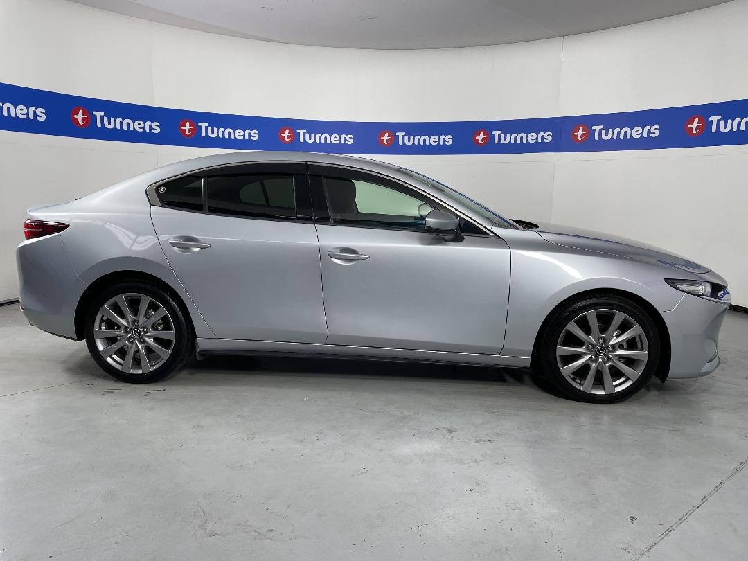 Photo '23' of Mazda Mazda3