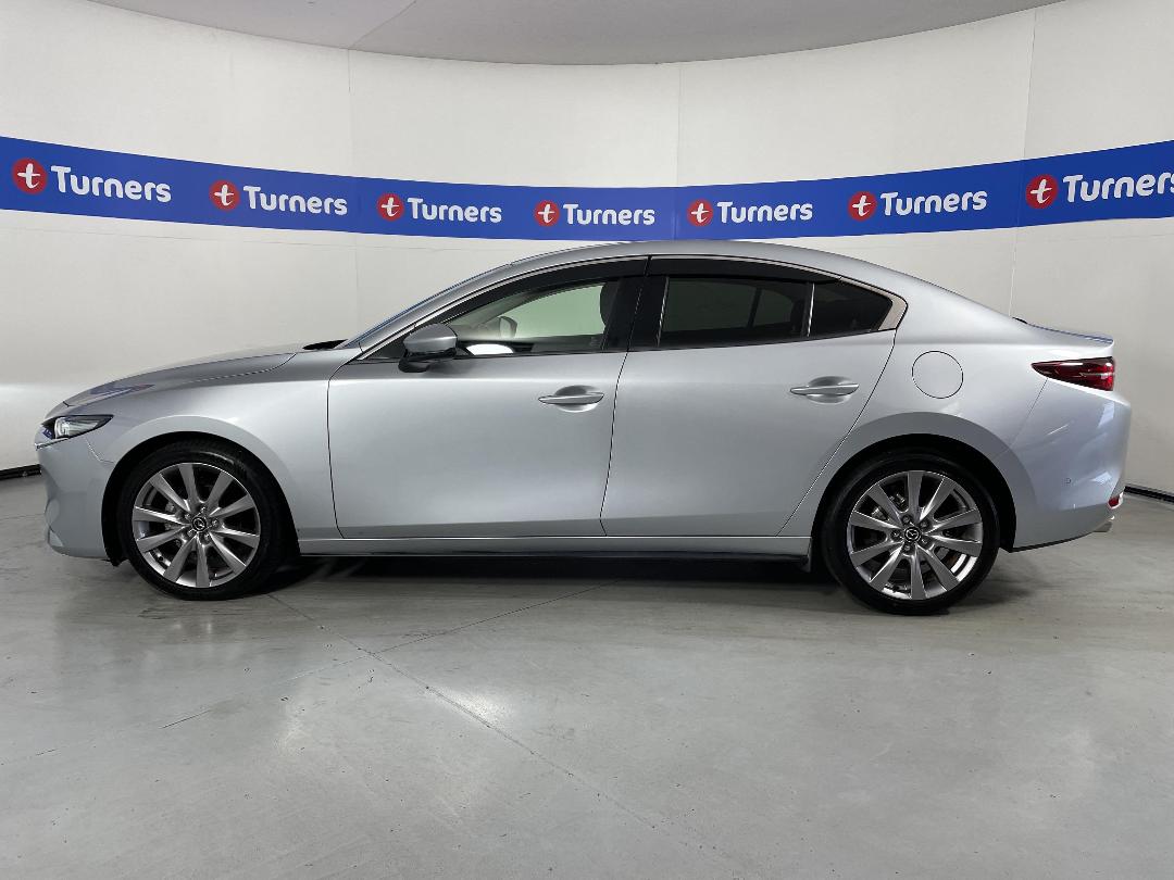 Photo '24' of Mazda Mazda3