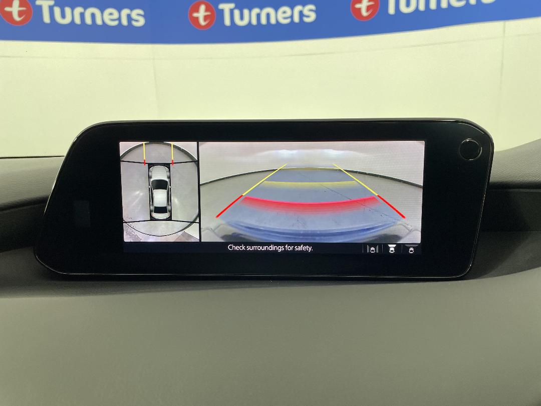 Photo '28' of Mazda Mazda3