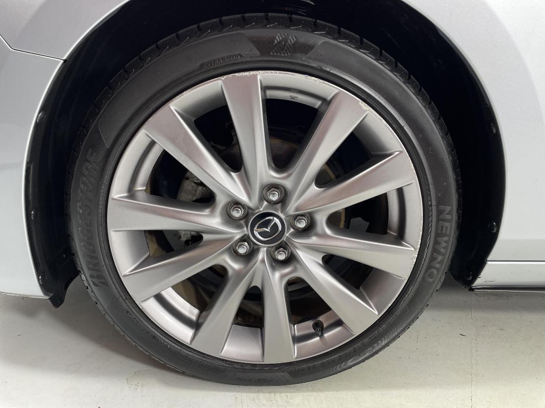 Photo '10' of Mazda Mazda3