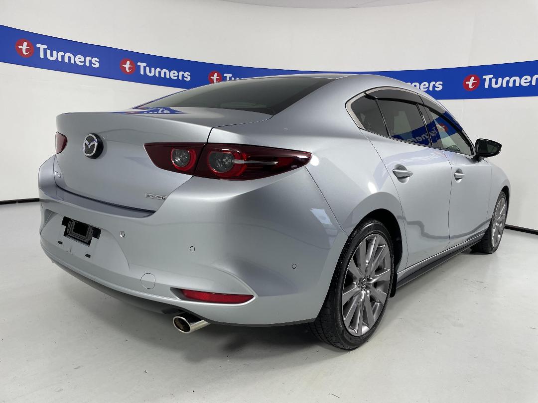 Photo '7' of Mazda Mazda3