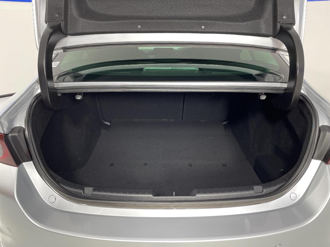 Photo '14' of Mazda Mazda3